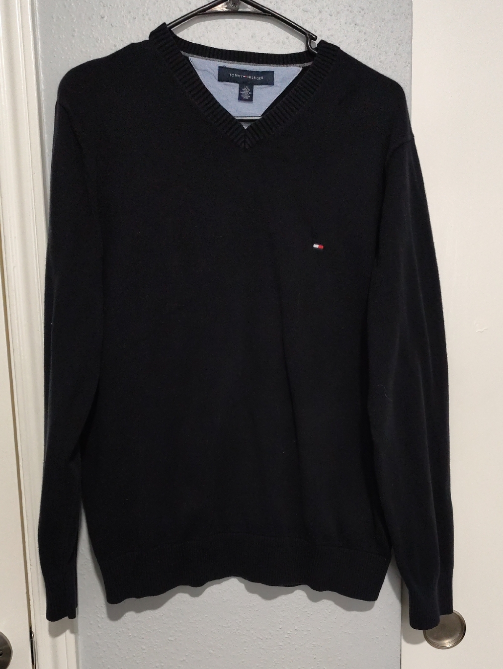 Tommy Hilfiger Men's Black V-Neck Sweater with Small Flag Logo